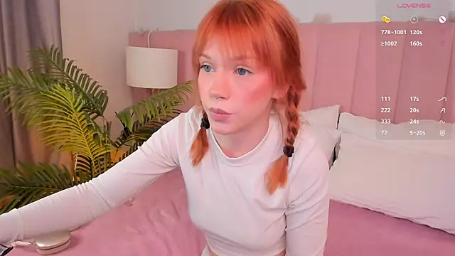 lisa sunny  online show from March 23, 2026, 11:59 pm