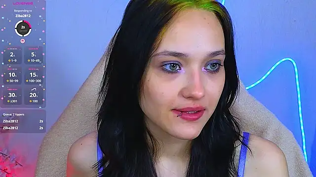Snapshot of DarcyBlackwood chatting on April 21, 2026, 1:42 am DarcyBlackwood online show from April 21, 2026, 1:42 am