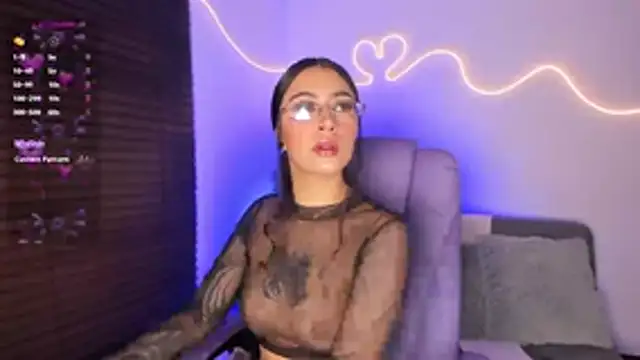Snapshot of keily_xoxo_ chatting on July 9, 2026, 1:39 am keily xoxo online show from July 9, 2026, 1:39 am