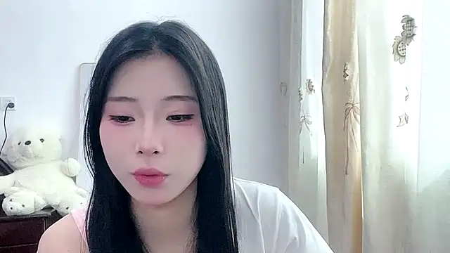 Snapshot of yiyibaby2026 chatting on April 4, 2026, 2:18 am yiyibaby2026 online show from April 4, 2026, 2:18 am