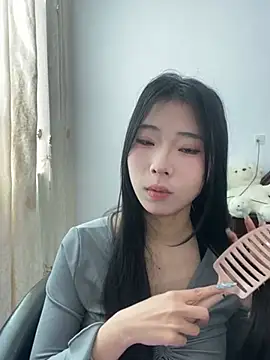 Snapshot of yiyibaby2026 chatting on April 2, 2026, 2:41 am yiyibaby2026 online show from April 2, 2026, 2:41 am