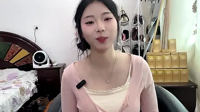 Snapshot of yiyibaby2026 chatting on March 27, 2026, 3:04 am yiyibaby2026 online show from March 27, 2026, 3:04 am