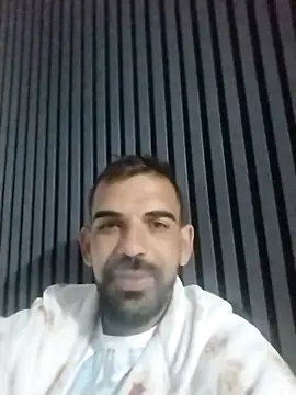 Snapshot of luys23 chatting on April 16, 2026, 3:18 am luys23 online show from April 16, 2026, 3:18 am