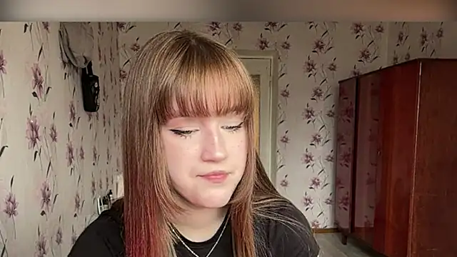 AnnaWasp online show from April 9, 2026, 6:19 am