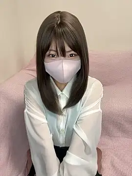 Snapshot of ichigonoiichan chatting on April 9, 2026, 12:01 am ichigonoiichan online show from April 9, 2026, 12:01 am