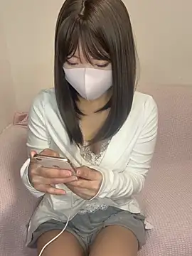ichigonoiichan online show from May 24, 2026, 11:59 pm