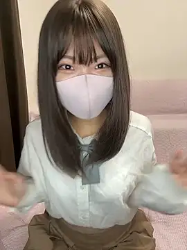 Snapshot of ichigonoiichan chatting on April 16, 2026, 12:11 am ichigonoiichan online show from April 16, 2026, 12:11 am