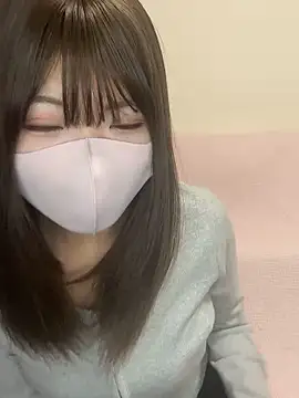 Snapshot of ichigonoiichan chatting on April 7, 2026, 12:01 am ichigonoiichan online show from April 7, 2026, 12:01 am