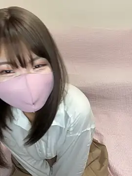 Snapshot of ichigonoiichan chatting on April 6, 2026, 12:06 am ichigonoiichan online show from April 6, 2026, 12:06 am