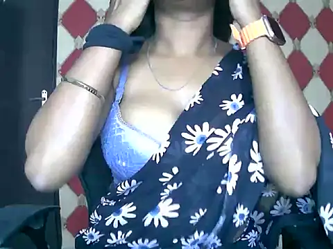 Mitika1 online show from April 5, 2026, 3:46 am