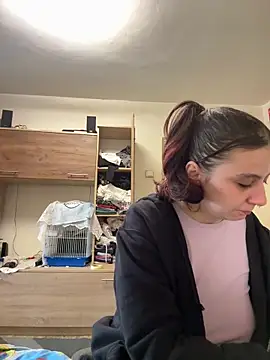 sugarbabbyivy online show from April 17, 2026, 9:01 am