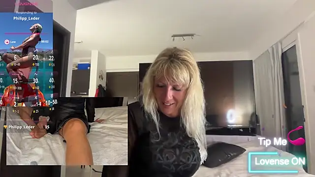 AtomBlondy online show from May 17, 2026, 7:47 pm