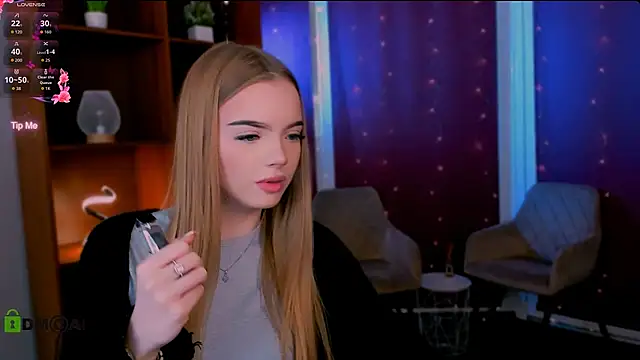 Snapshot of maddy_moah chatting on April 2, 2026, 11:28 am maddy moah online show from April 2, 2026, 11:28 am