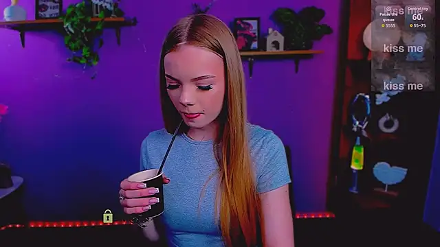 Snapshot of maddy_moah chatting on April 11, 2026, 7:45 am maddy moah online show from April 11, 2026, 7:45 am