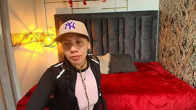Abril Fox   online show from July 10, 2026, 12:05 pm