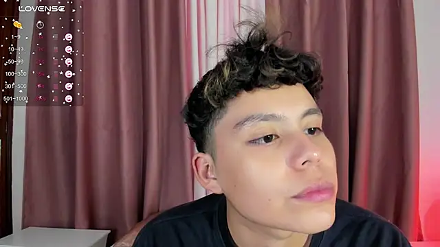 Snapshot of chico_medusa chatting on March 20, 2026, 8:10 pm chico medusa online show from March 20, 2026, 8:10 pm