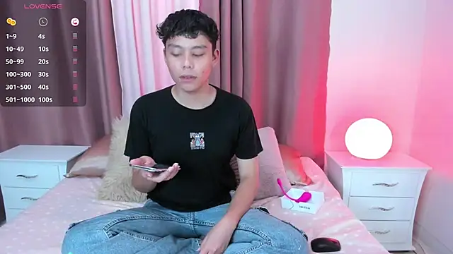 Snapshot of chico_medusa chatting on April 5, 2026, 7:53 pm chico medusa online show from April 5, 2026, 7:53 pm