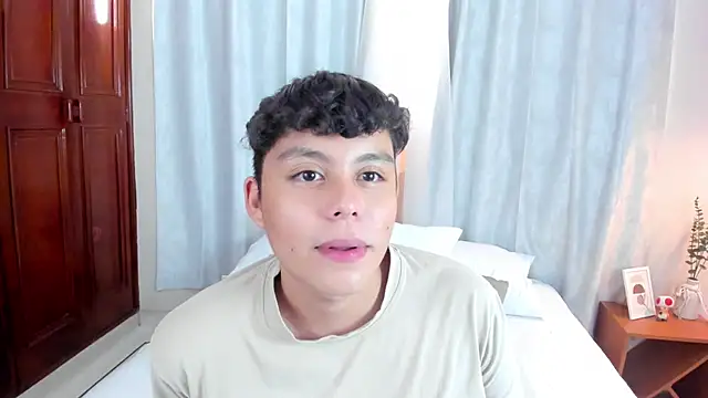 Snapshot of chico_medusa chatting on June 20, 2026, 8:14 pm chico medusa online show from June 20, 2026, 8:14 pm