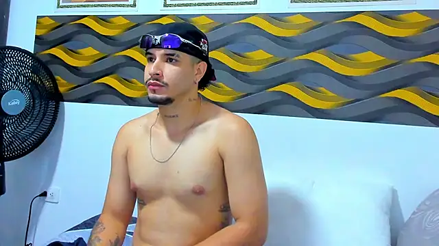 Leon Hotx online show from March 27, 2026, 6:42 pm