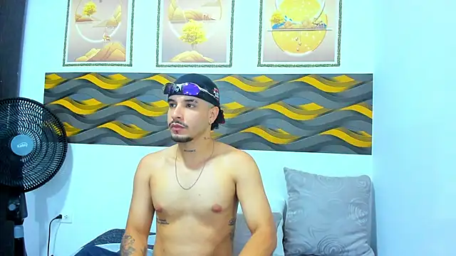 Leon Hotx online show from March 28, 2026, 6:42 pm