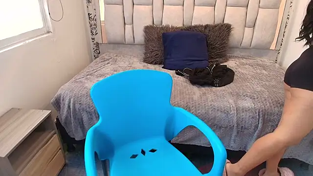 Snapshot of Keyla_Brunette_ chatting on April 10, 2026, 7:21 pm Keyla Brunette online show from April 10, 2026, 7:21 pm