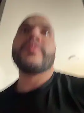 Snapshot of Axel_Dominus chatting on March 18, 2026, 7:04 pm Axel Dominus online show from March 18, 2026, 7:04 pm