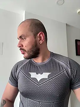 Snapshot of Axel_Dominus chatting on March 31, 2026, 7:05 pm Axel Dominus online show from March 31, 2026, 7:05 pm