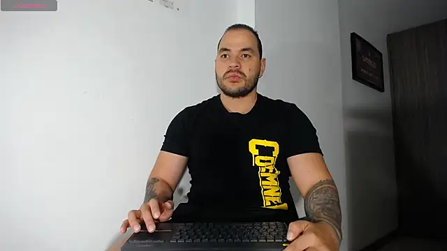 Axel Dominus online show from June 22, 2026, 10:01 am
