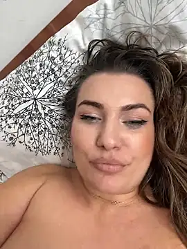 SweetCurvess online show from April 4, 2026, 12:12 pm