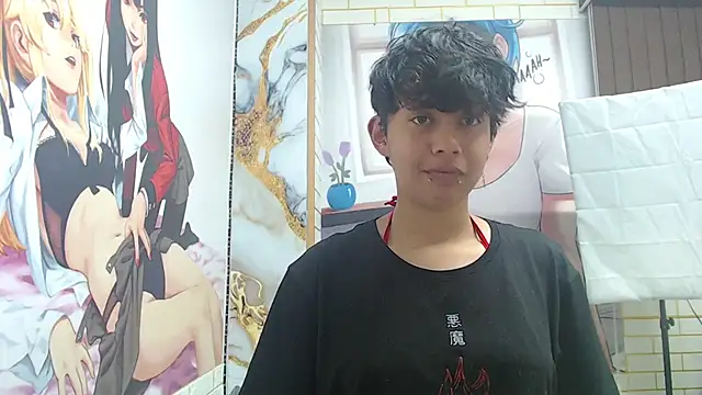 mauren icarus online show from March 21, 2026, 4:46 am