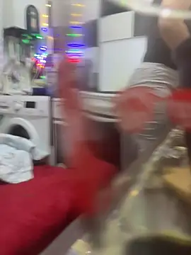 danyela99 online show from April 18, 2026, 8:42 pm