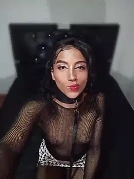 Snapshot of KattyBerryX chatting on March 18, 2026, 8:43 pm KattyBerryX online show from March 18, 2026, 8:43 pm