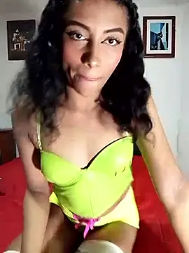 Snapshot of KattyBerryX chatting on March 23, 2026, 7:03 pm KattyBerryX online show from March 23, 2026, 7:03 pm