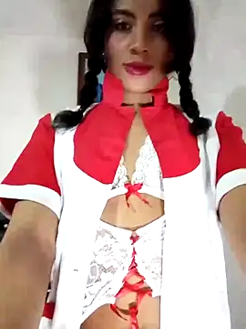 Snapshot of KattyBerryX chatting on April 11, 2026, 6:11 pm KattyBerryX online show from April 11, 2026, 6:11 pm