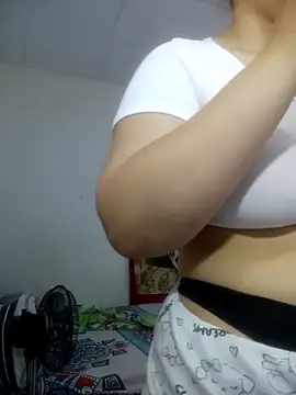 Snapshot of antonelared18 chatting on March 31, 2026, 11:18 pm antonelared18 online show from March 31, 2026, 11:18 pm