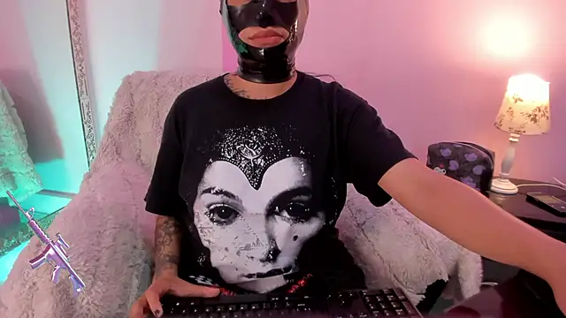 Snapshot of psychodoll_11 chatting on May 10, 2026, 1:57 pm psychodoll 11 online show from May 10, 2026, 1:57 pm