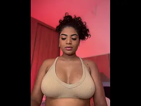 karlymonroe online show from June 12, 2026, 10:07 pm