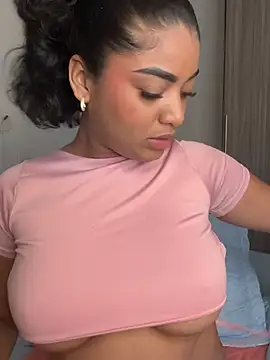 karlymonroe online show from June 6, 2026, 8:25 pm