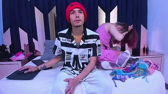 KikyoAndDrey online show from March 28, 2026, 2:51 pm