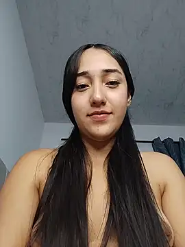 Snapshot of isabellaHill2 chatting on April 9, 2026, 4:36 am isabellaHill2 online show from April 9, 2026, 4:36 am