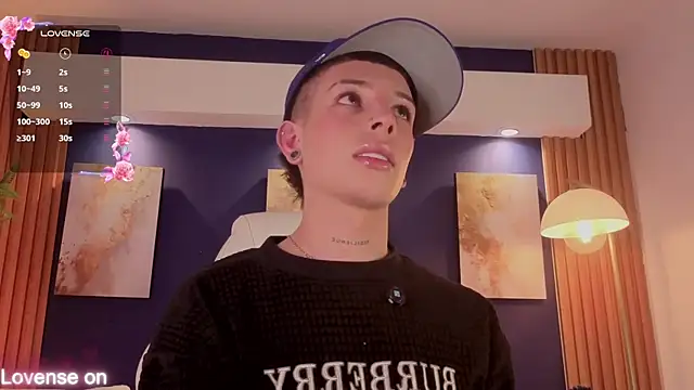 Luca Prince  online show from March 23, 2026, 3:50 am