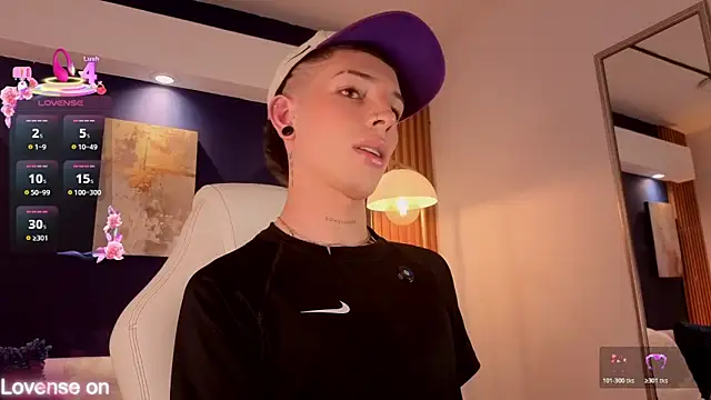 Luca Prince  online show from March 28, 2026, 3:40 am