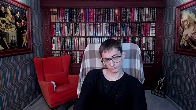 Snapshot of RonBevs chatting on May 24, 2026, 7:58 pm RonBevs online show from May 24, 2026, 7:58 pm