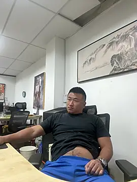 Snapshot of Cunzhangshibage02 chatting on April 8, 2026, 10:44 pm Cunzhangshibage02 online show from April 8, 2026, 10:44 pm