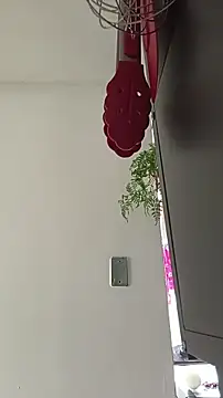 Snapshot of La-venus chatting on March 12, 2026, 8:35 pm La-venus online show from March 12, 2026, 8:35 pm