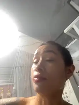 Zoe- -din online show from April 1, 2026, 9:01 pm