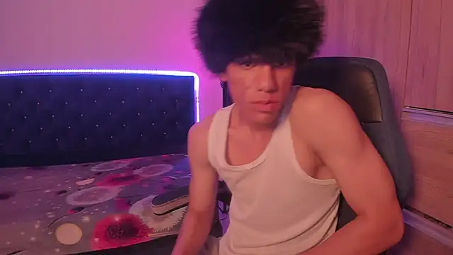 Josy 11 online show from April 10, 2026, 1:45 am