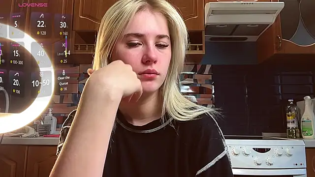 ivygenesis online show from April 5, 2026, 5:03 am