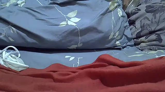 Snapshot of rurunaps chatting on April 15, 2026, 4:11 pm rurunaps online show from April 15, 2026, 4:11 pm