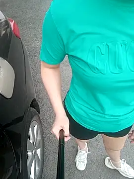 Snapshot of Simmory chatting on April 12, 2026, 10:29 am Simmory online show from April 12, 2026, 10:29 am